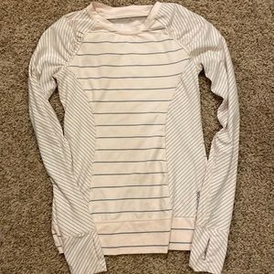 Pink Reebok long sleeve t shirt with thumb holes
